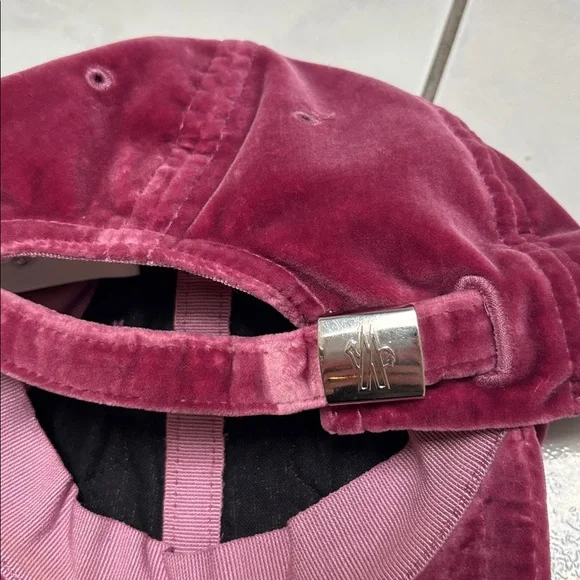Moncler velvet hat - Picture 5 of 7